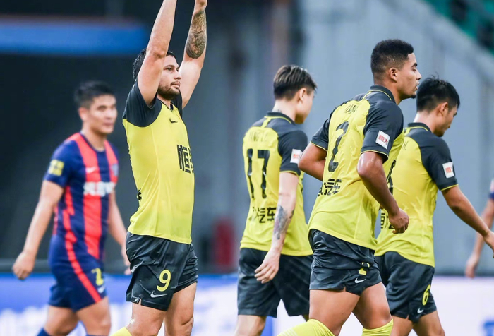 星空体育下载关于广州队内部会议纪要流出：今夜战术微调，NBA季后赛使命明确，阵容厚度经受考验的信息